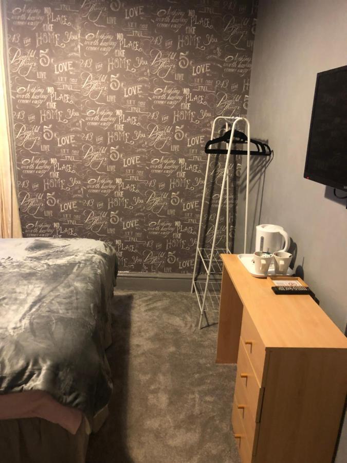 Chaplins Hotel Блекпул Екстериор снимка