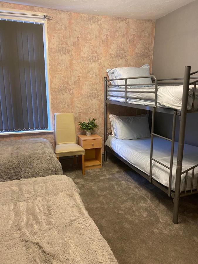 Chaplins Hotel Блекпул Екстериор снимка