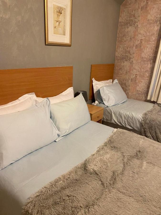 Chaplins Hotel Блекпул Екстериор снимка