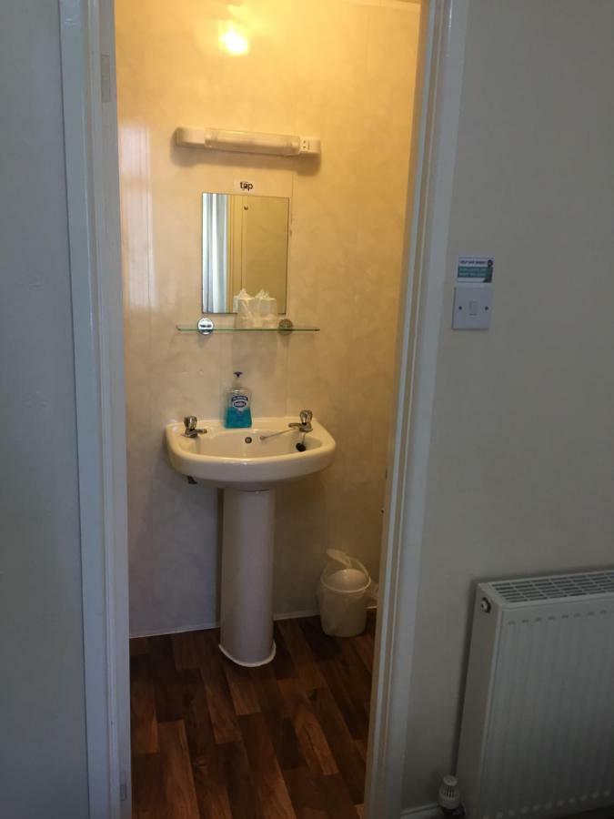 Chaplins Hotel Блекпул Екстериор снимка